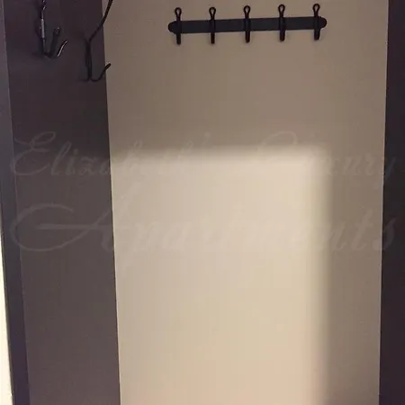 Beachfront Luxury Elizabeth, *