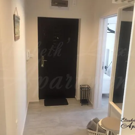 Apartment Beachfront Luxury Elizabeth,