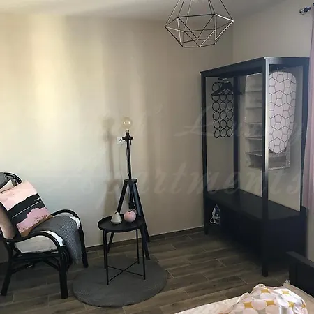 Beachfront Luxury Elizabeth, Pomorie