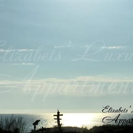 Apartment Beachfront Luxury Elizabeth,