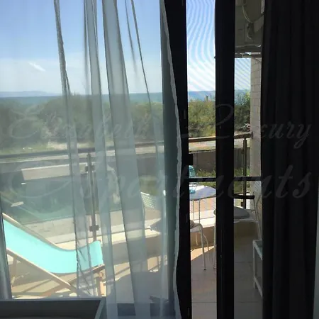 Apartment Beachfront Luxury Elizabeth, Pomorie