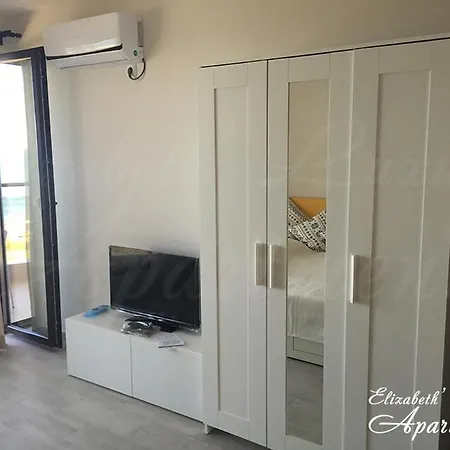 Daire Beachfront Luxury Elizabeth,