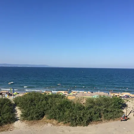 Beachfront Luxury Elizabeth, Daire