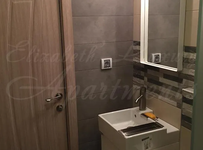 Beachfront Luxury Elizabeth, Apartman *