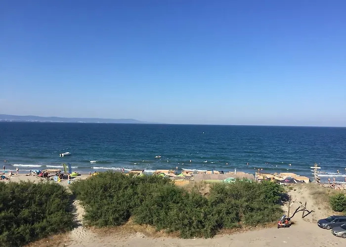 Beachfront Luxury Elizabeth, Apartman